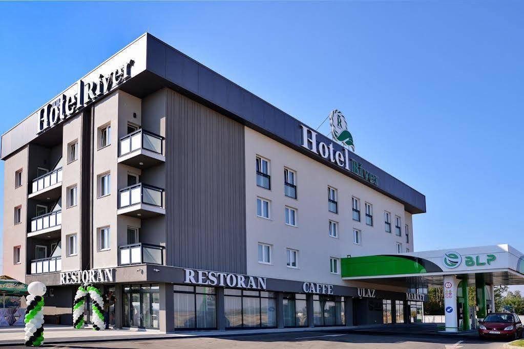 Hotel River Bijeljina Esterno foto